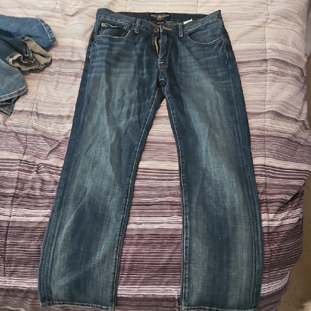 Lucky Brand Blue Straight Leg Denim with Subtle Whiskering